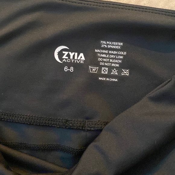 Zyia brand leggings! EUC - Picture 2 of 5